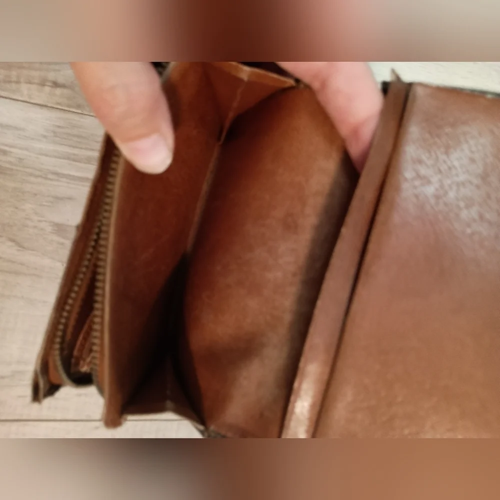 Louis Vuitton Monnaie Monogram wallet